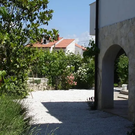 Apartment In With Air Conditioning, Wifi, Washing Machine 4982-4 *