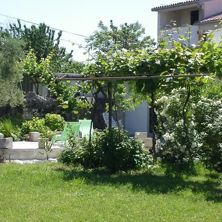 In With Air Conditioning, Wifi, Washing Machine 4982-4 Funtana
