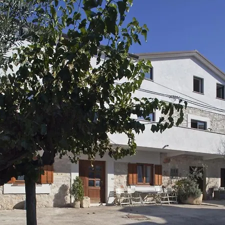 In With Air Conditioning, Wifi, Washing Machine 4982-4 * Funtana